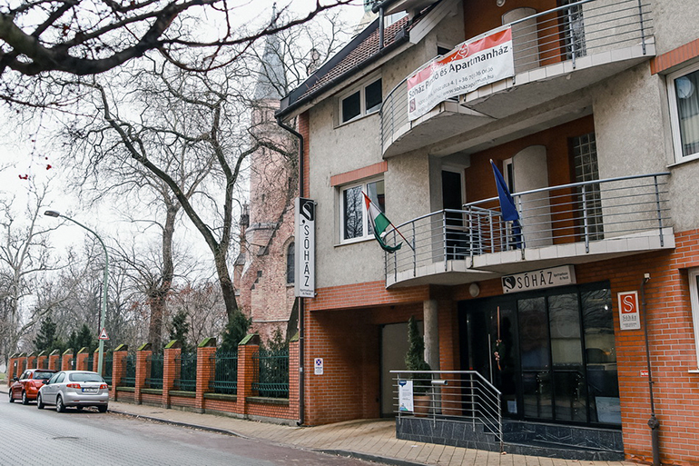 Sóház Apartmanhouse és Panzió